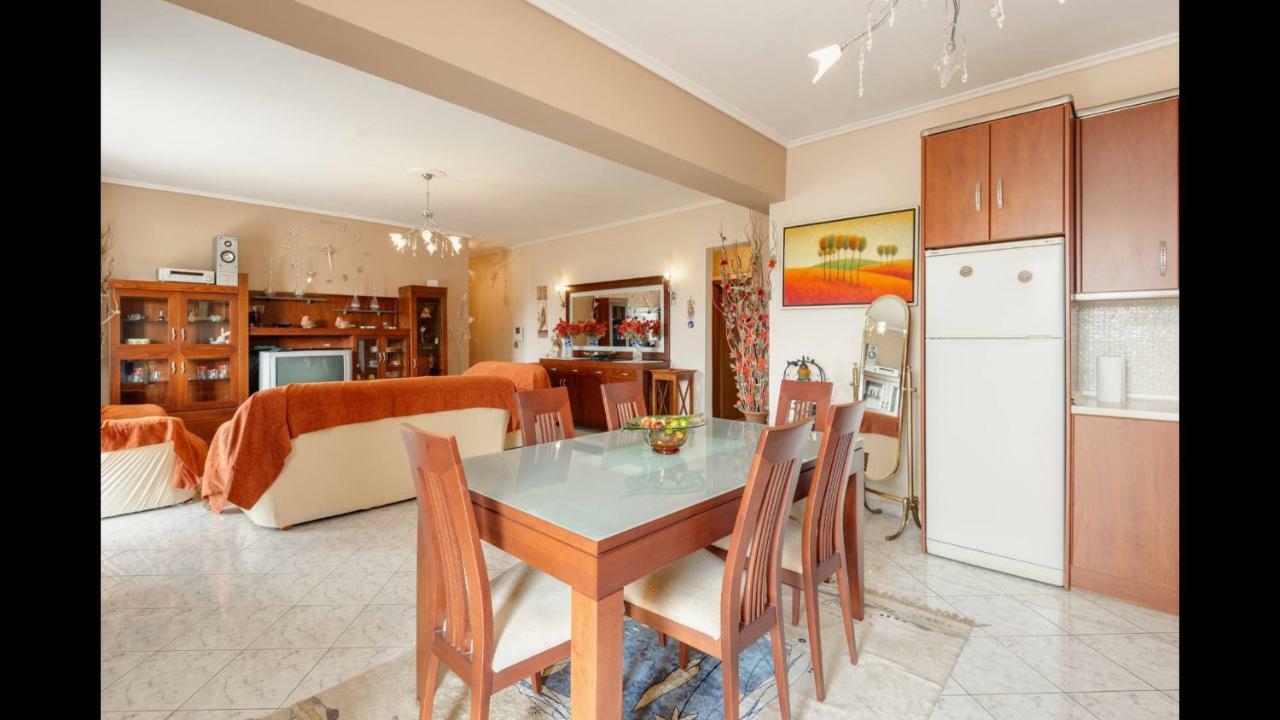 סלוניקי Third Floor Lux Apartment With Nice View מראה חיצוני תמונה